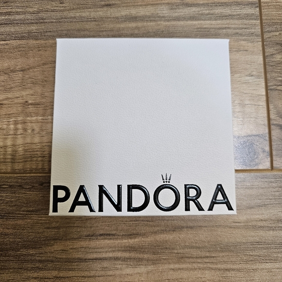 New Pandora Celestial Heart Clasp Bangle - Picture 9 of 10